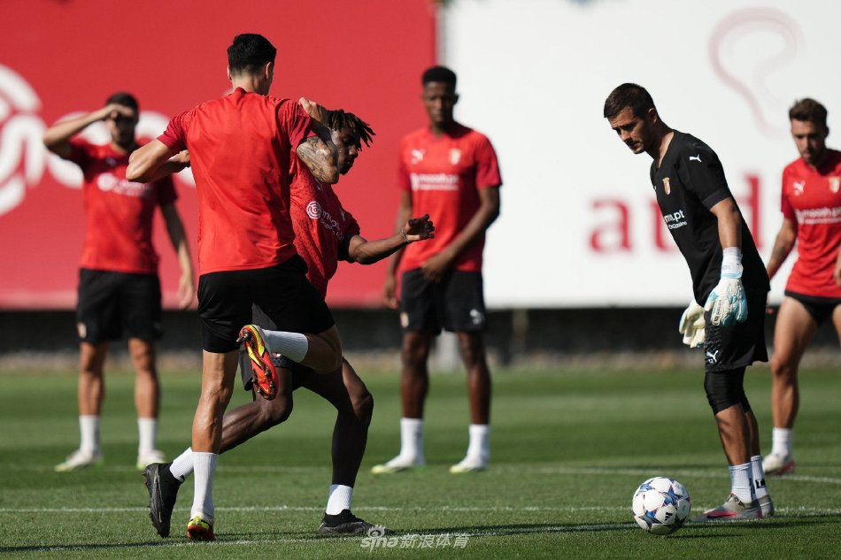 足球相关的 足球相关的