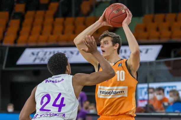 也与各自联 也与各自联